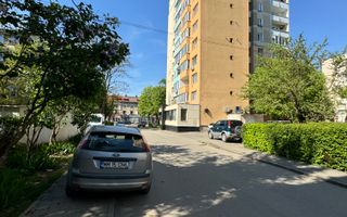 Apartament de inchiriat 3 camere -Decomandate/Zona Centrala - Poză 9