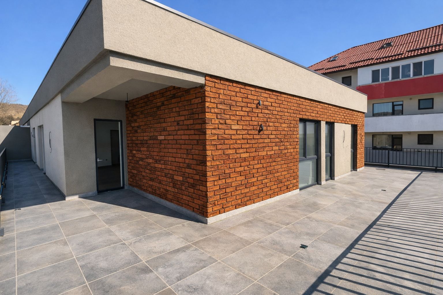 Apartament 2 camere 57 mp • Ultimul etaj • Terasă 76 mp • Zona Someșului - Poză 2