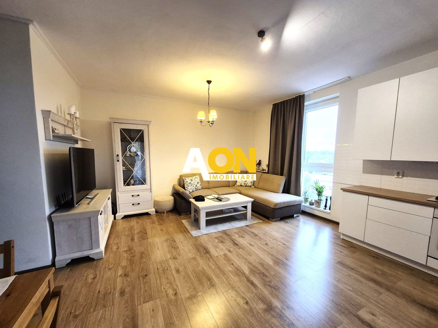 Apartament 2 Camere, Decomandat, 64 mp, Etaj 5, Zona Centru Sud - Poză 3