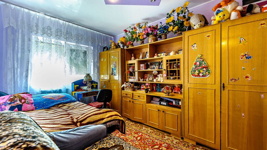 Apartament cu 3 camere la bloc - Poză 6