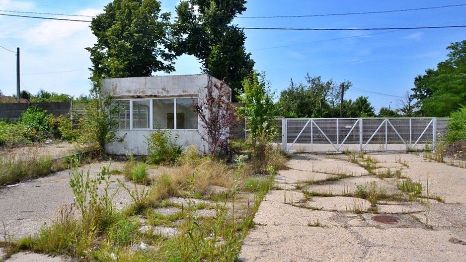 Mioveni - Hala, birouri, anexe, platforma De Inchiriat - Poză 10