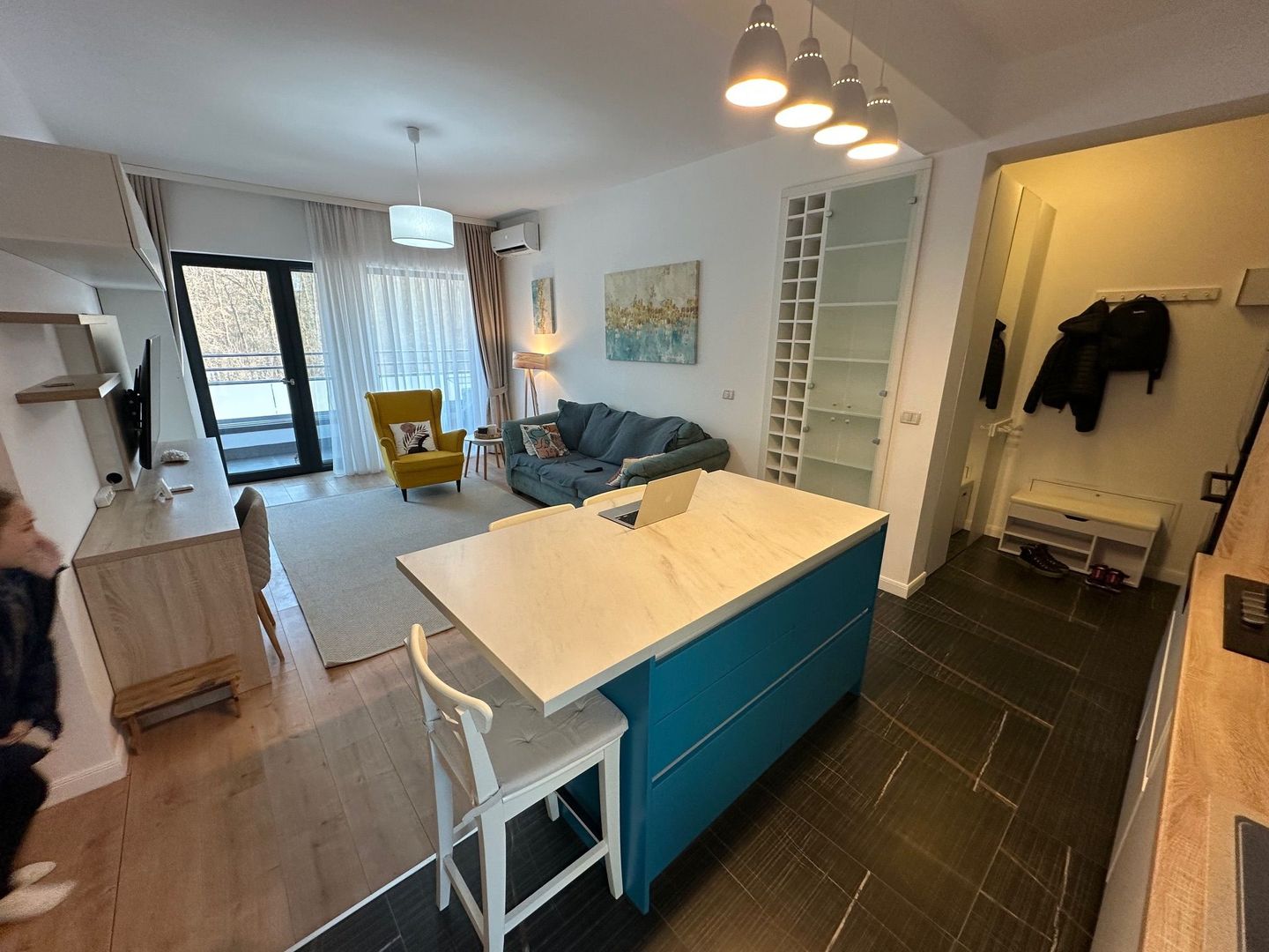 Apartament cu terasa mare zona Lipovei - intrare Dumbrăvița - Poză 7