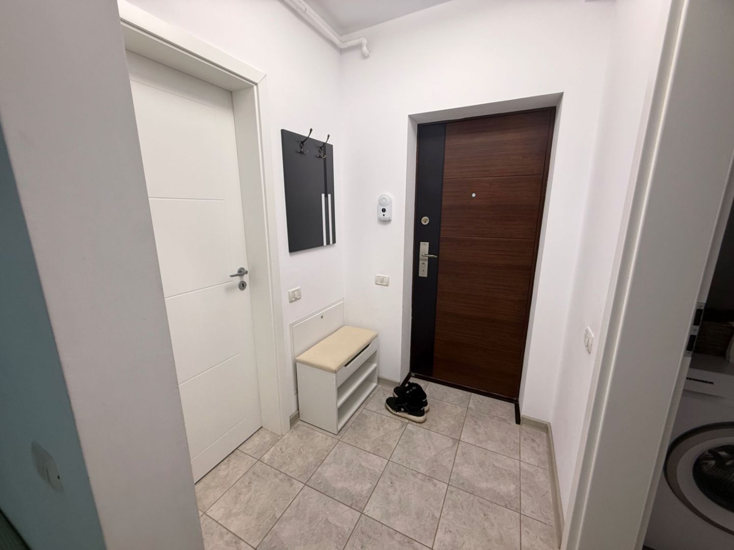 Apartament cu 2 camere tip studio - Subcetate Rezidence - Poză 2