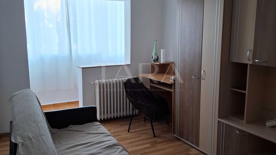 Garsonieră cu balcon închis, etaj 1, zona Gării, Cluj-Napoca. - Poză 1