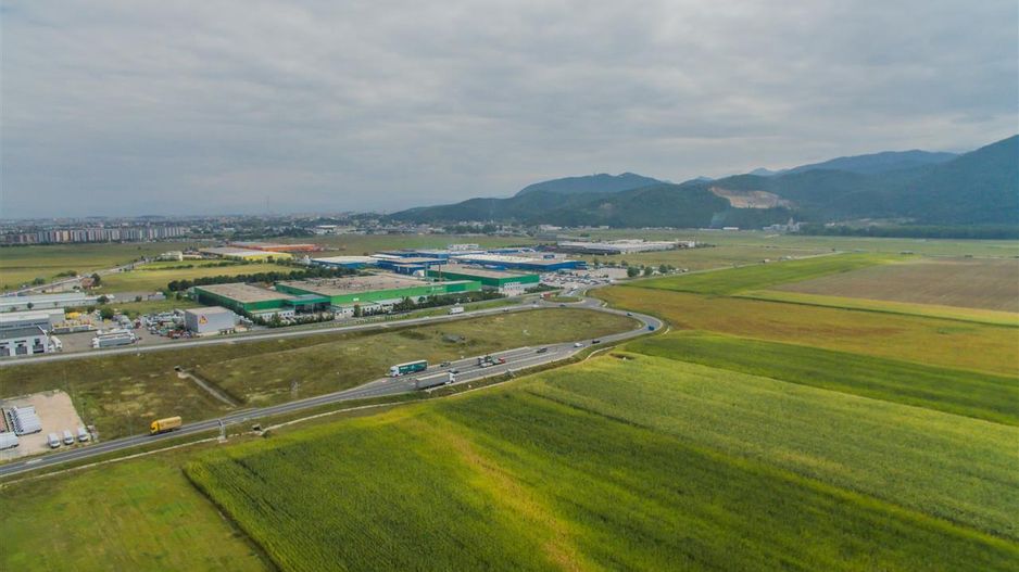 Oportunitate de investitie la DN1, 5.000 mp, zona aeroportului Brasov - Poză 4