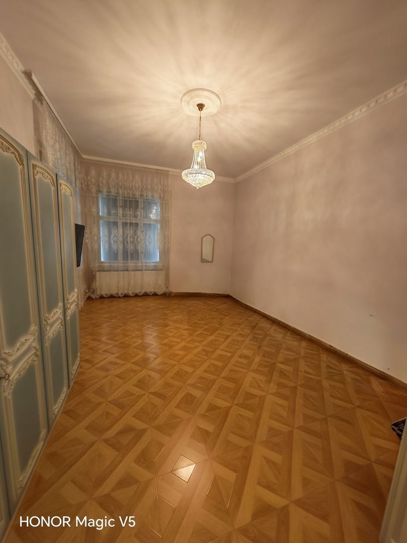 Casă cu destinație multiplă _ curte generoasă- Bălcescu - Poză 3
