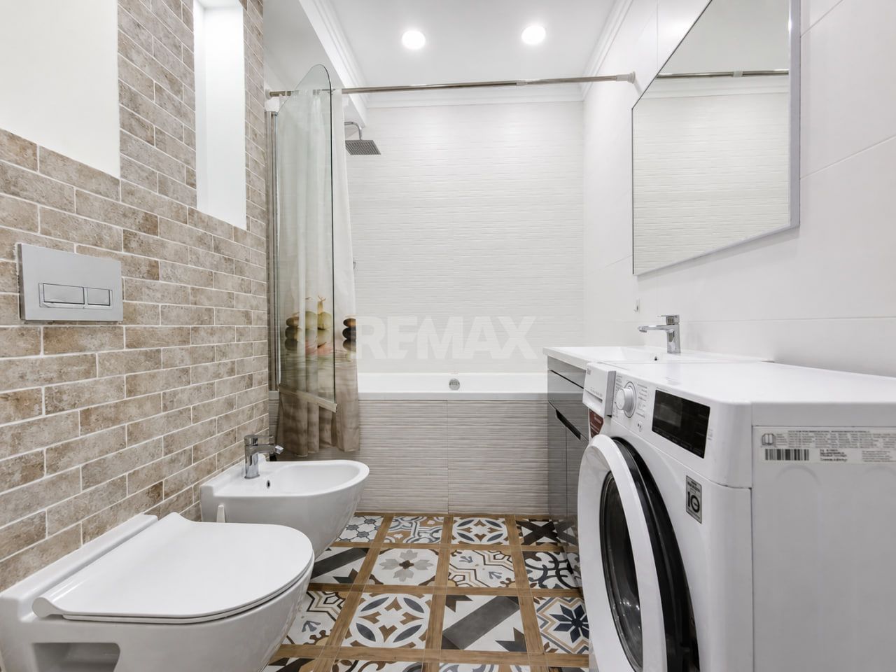 Buiucani | Alba Iulia| 2 + Living | 75 m² | Bloc Nou | Vedere Panoramică - Poză 20