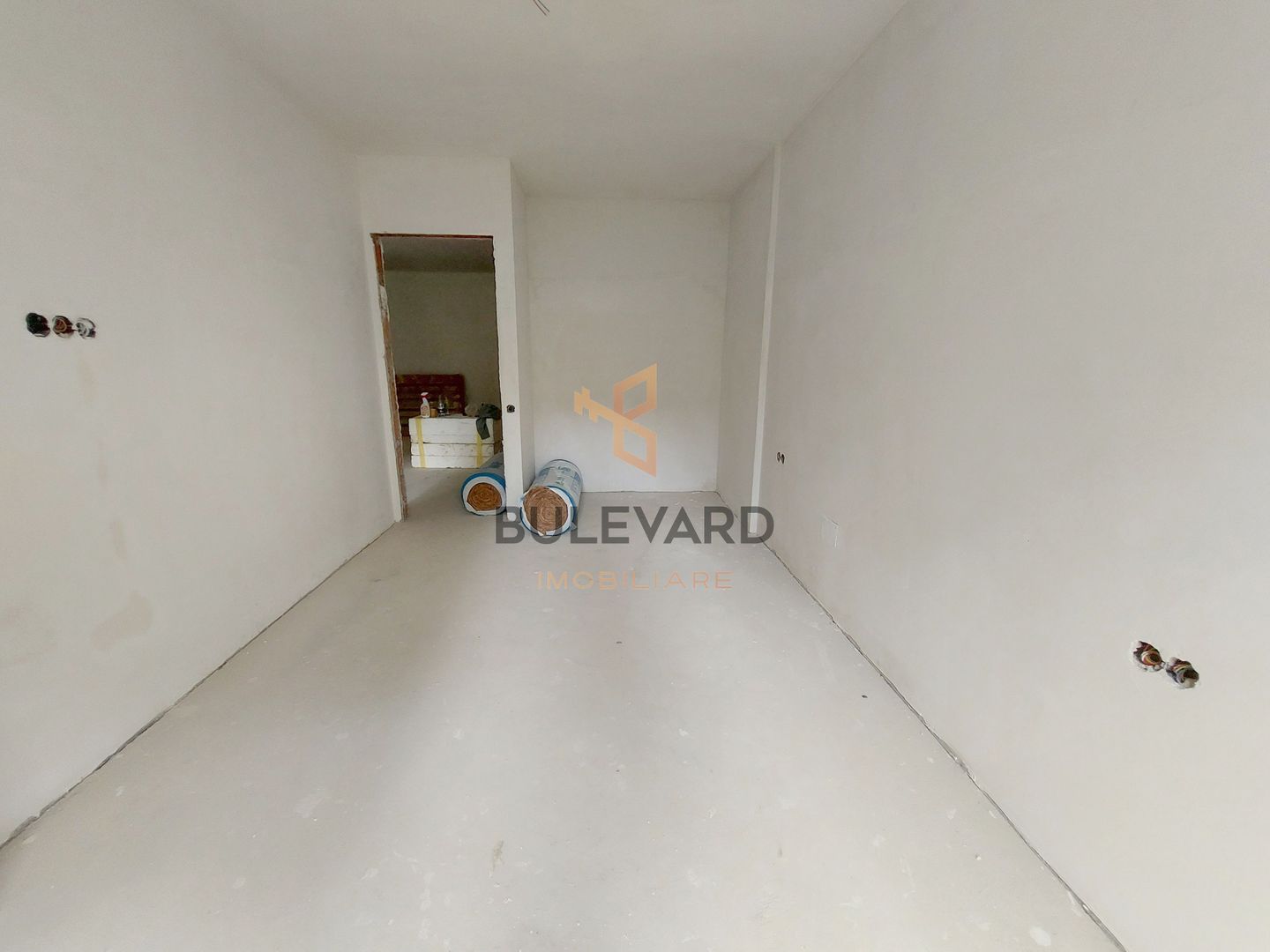 Apartament cu 2 camere+parcare subterana+boxa in zona Vivo! - Poză 8