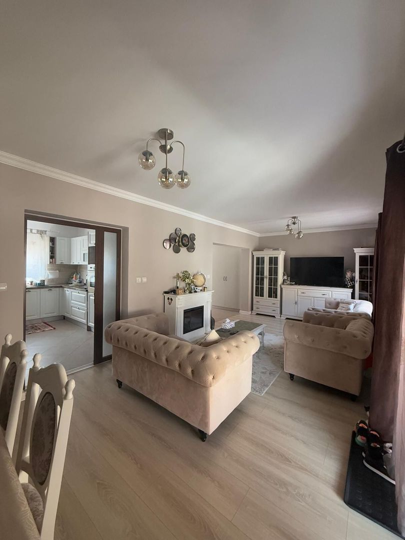 Casa insiruita/duplex - Dumbravita - Poză 1