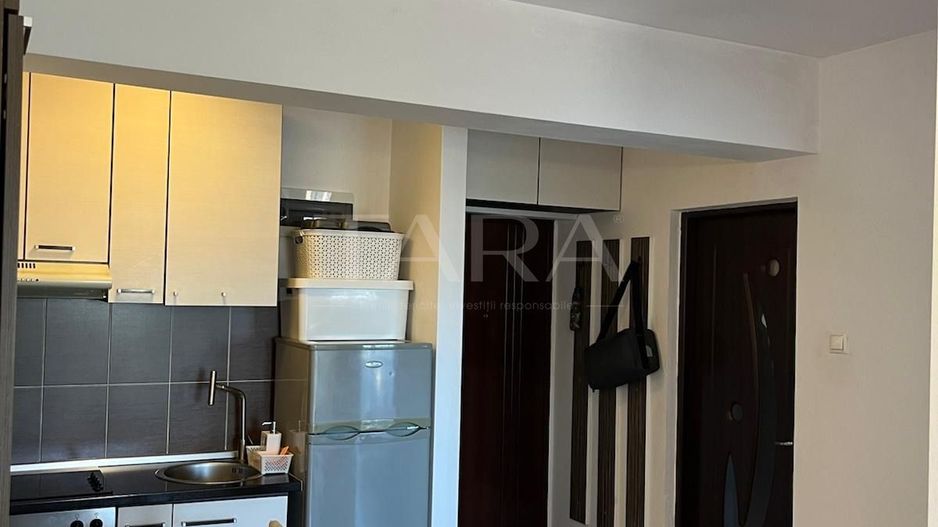 Vânzare apartament, imobil nou, zona de zi si dormitor separat. - Poză 3