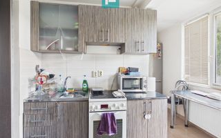 Casă cu 1.874 mp teren în Hidișelu de Sus - Poză 5