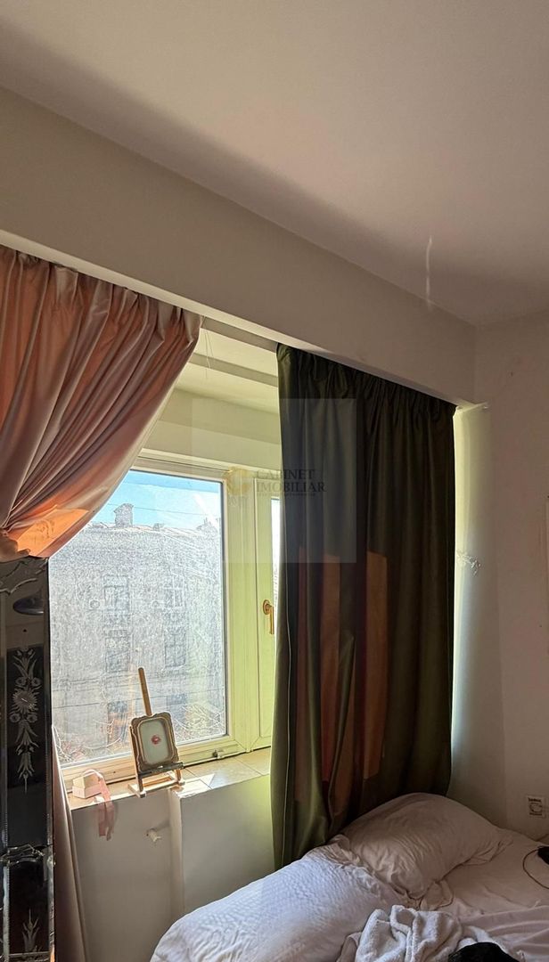 Garsoniera  | Vedere catre bulevard  |  Kogalniceanu - Cismigiu - Poză 4