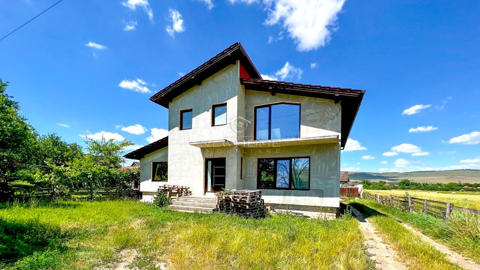 Casa indviduala cu teren generos,  COMISION % - Poză 2