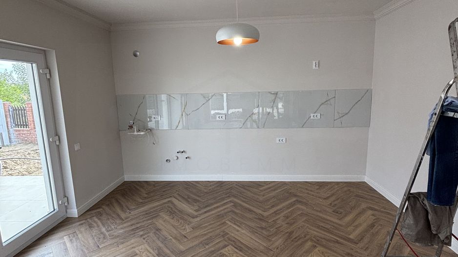 Casă modernă de vânzare - calitate premium, toate utilitatile - Poză 6