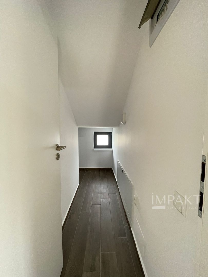 Casă / Vilă cu 4 camere de închiriat - Dezmir - Poză 7