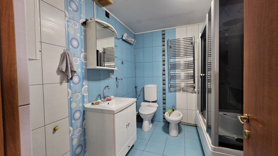 Casa 4 camere - curte 400mp Sector 4 - Luica -Giurgiului -Piata Resita - Poză 13