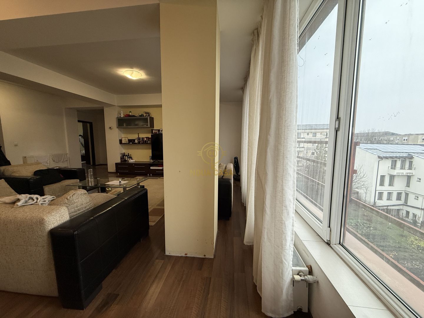 De vanzare Apartament 3 Camere 99MP Mobilat/Utilat - Poză 4