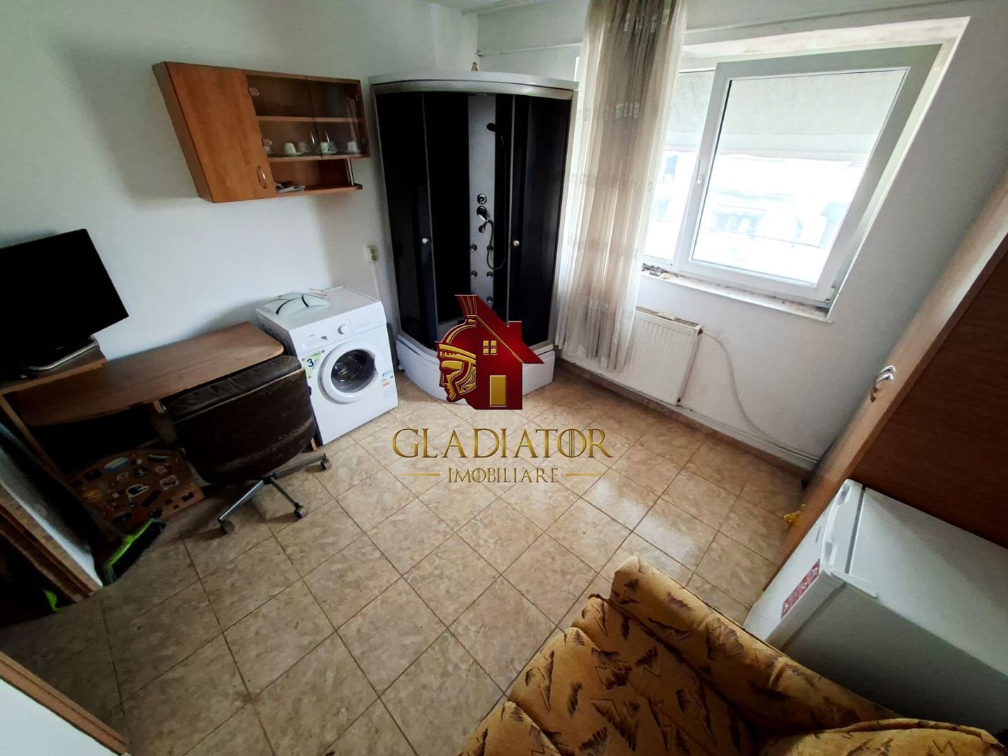 Camera de camin tip garsoniera Frumoasa Poitiers 16.2 mp, disponibila - Poză 7