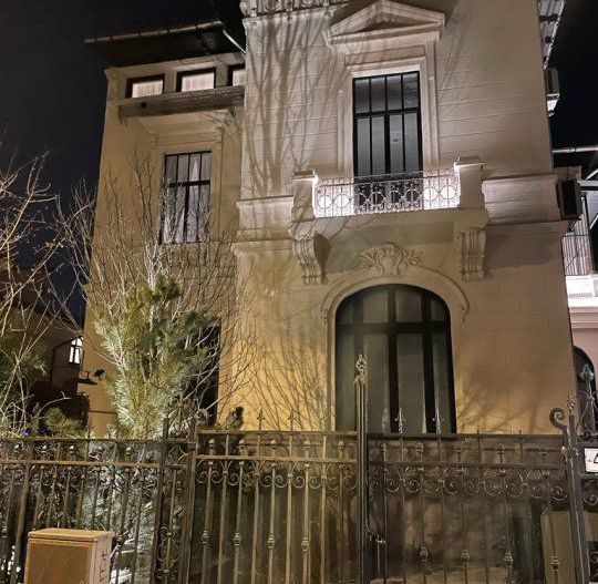 Apartament in vila 3 Universitate - Rosetti - Poză 1