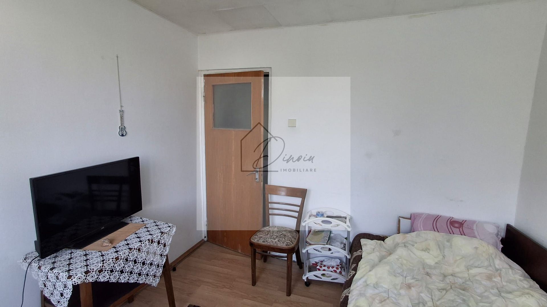 Apartament 4 camere de vanzare Titan Ozana I etaj 4/4 - Poză 8