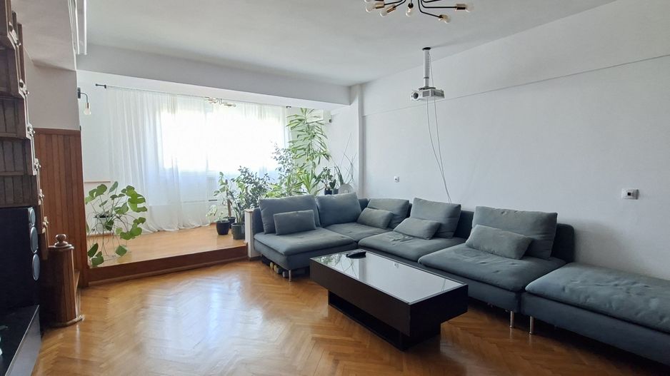 Apartament cu 4 camere si scara interioara - zona Judeatan - Poză 4