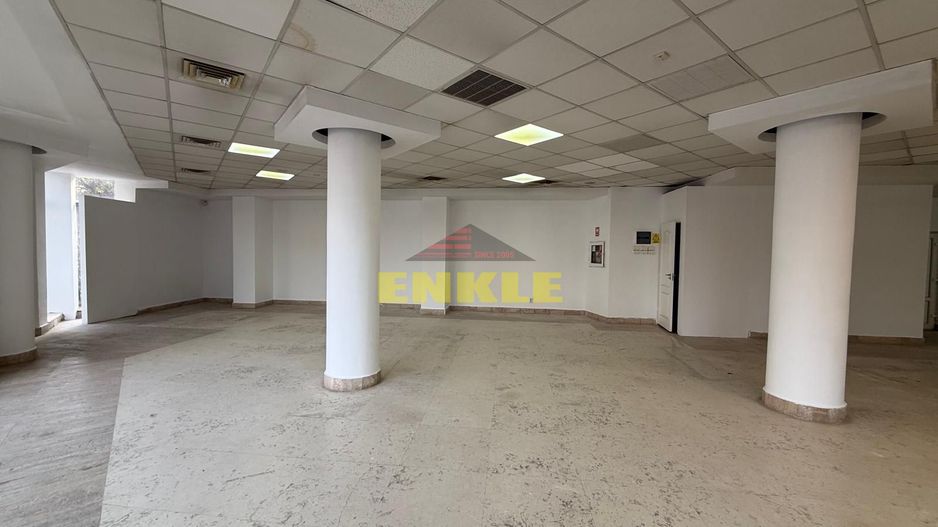 DE ÎNCHIRIAT – CLĂDIRE ÎN ZONĂ ULTRACENTRALĂ - Poză 2