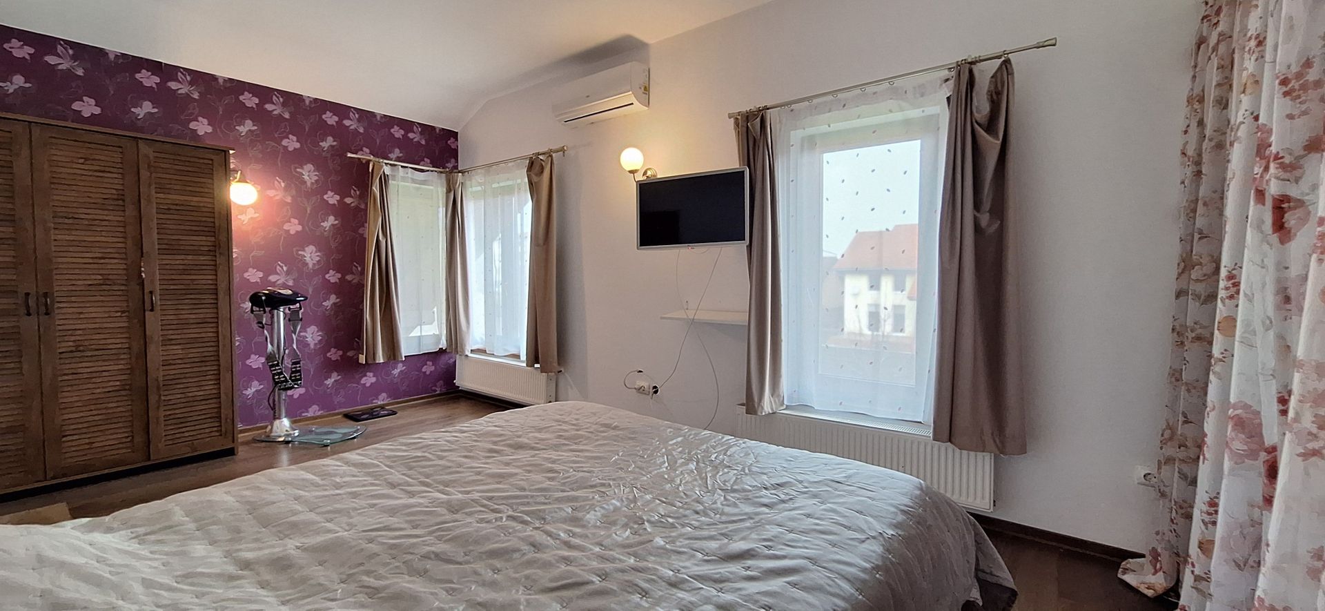 Casa individuala frumoasa si spatioasa in Giroc - Poză 32