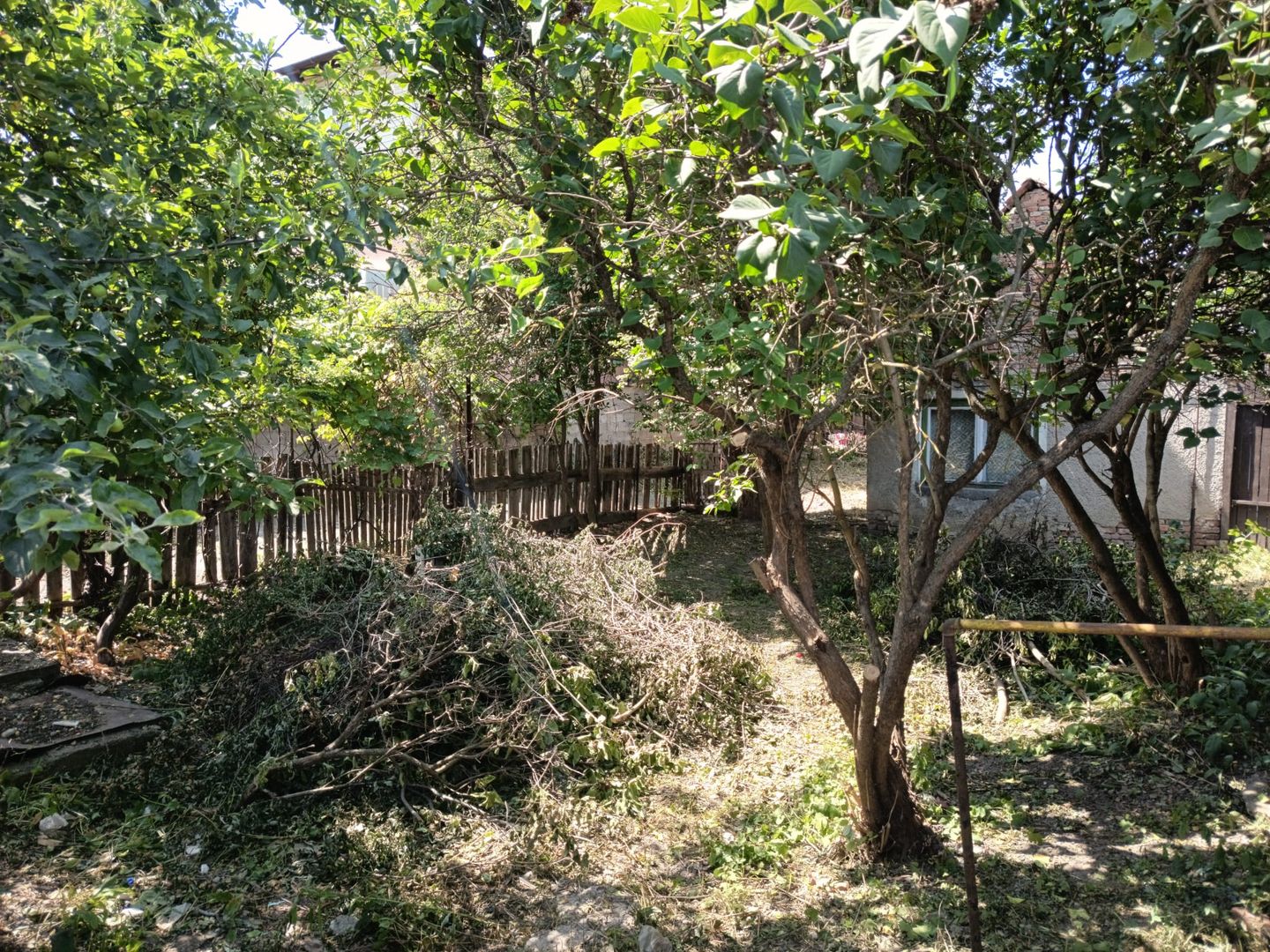 Casa demolabila+Teren generos 546 mp in Bartolomeu,ideal pentru investitie - Poză 4