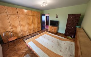 Casă cu teren generos Ghiroda vatra veche - Poză 10