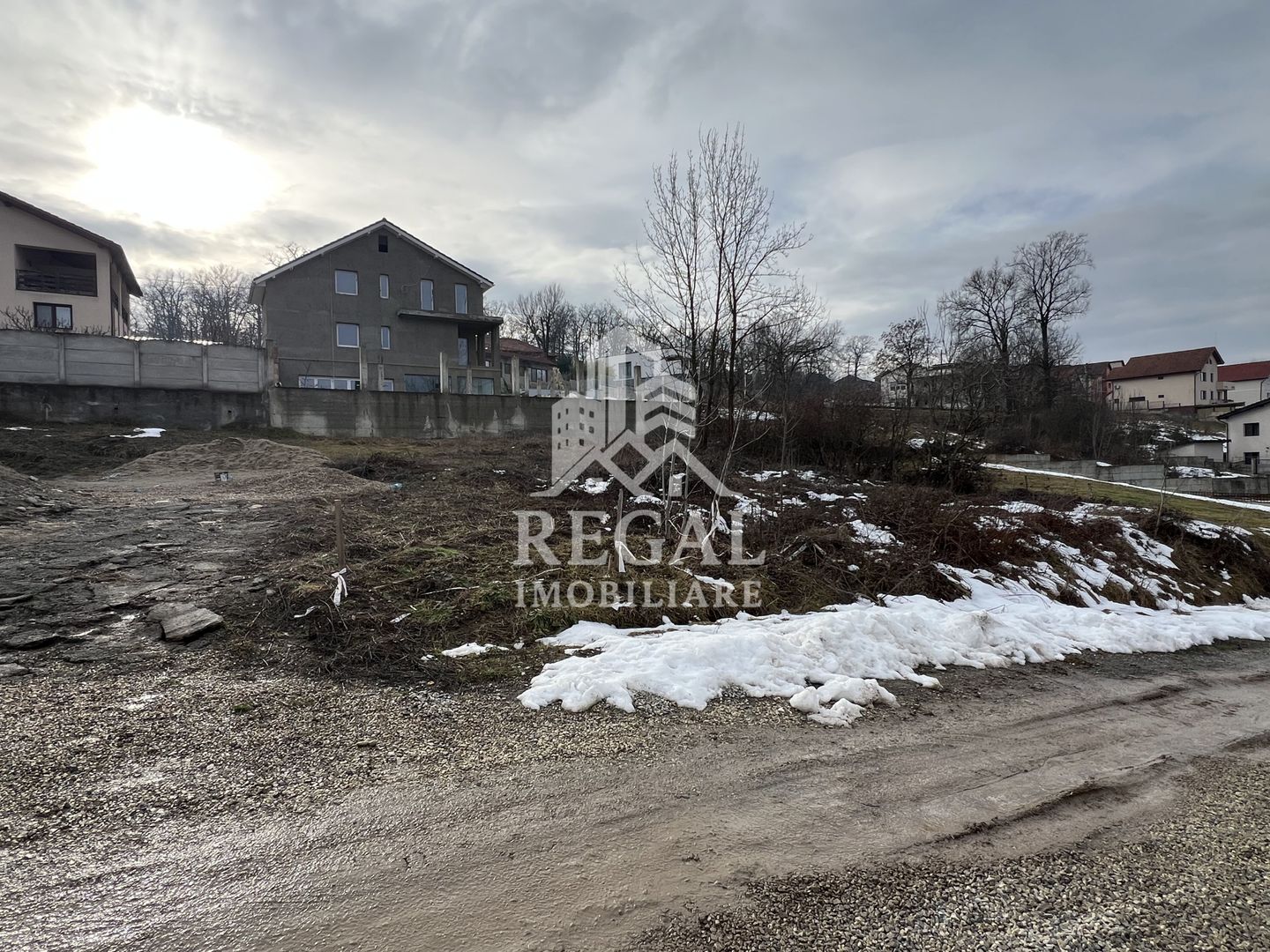 Teren de vânzare – zona Ciuperca - Poză 1