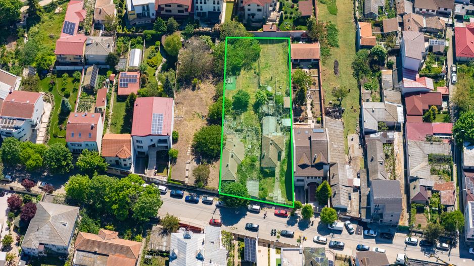 Teren rar, 1600 mp in zona Stadion | Deschidere 25 m | Utilitati - Poză 1
