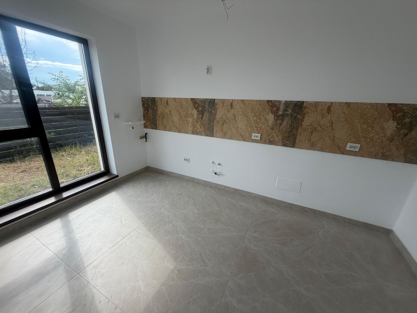 CASA INDIVIDUALA- RATE LA DEZOLTATOR, TOATE UTILITATILE,COMISION 0% - Poză 3
