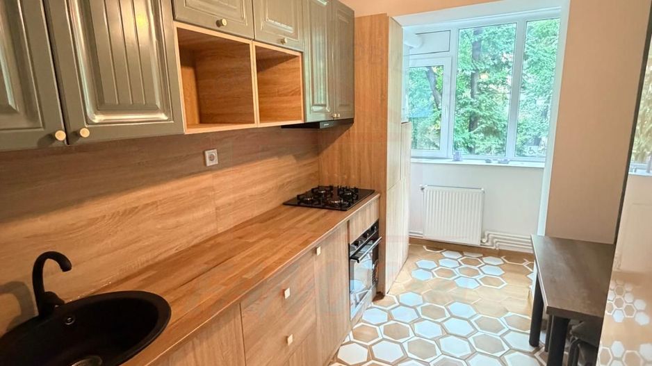 APARTAMENT CU 3 CAMERE DE ÎNCHIRIAT | MAZEPA 1 - Poză 1