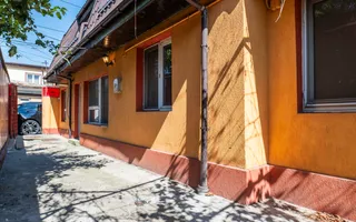 Casă de vânzare – 181 mp, 3 apartamente, 9 camere – București - Poză 22