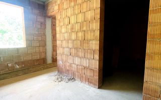 Casă Parter la Roșu – Hidișelul de Sus, Teren Generos 2776 mp - Poză 6