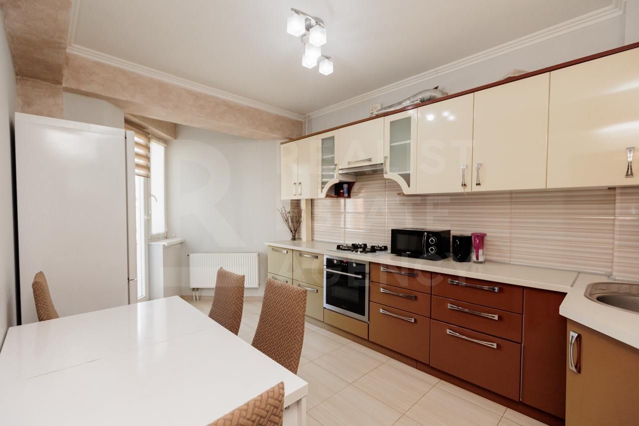 Vânzare, apartament, 2 camere, strada Valea Trandafirilor, Botanica - Poză 2