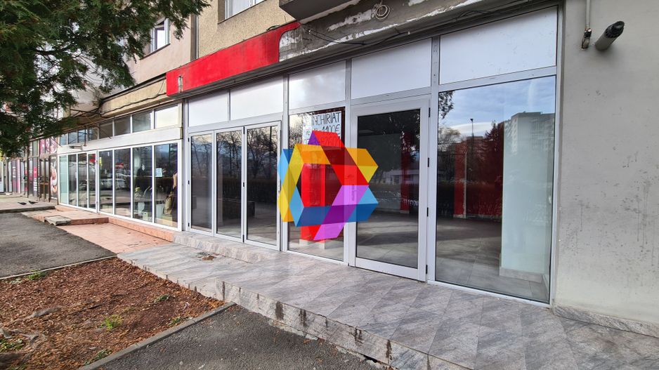 Spatiu comercial de închiriat Brasov - 78 mp  # spatii-comerciale-brasov.ro - Poză 3