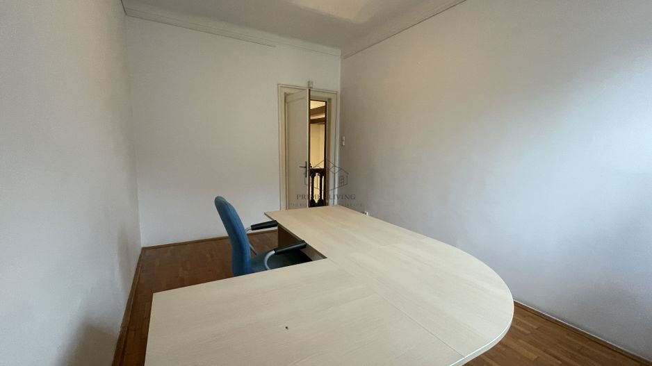 VILA SUPERBA LA INCHIRIERE PRETABILA CA SPATIU DE BIROU SAU REZIDENTA - Poză 29