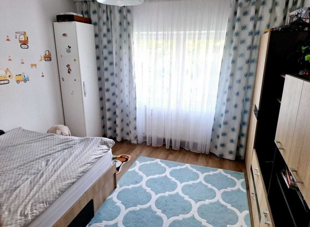 BRASADAS vinde ap 3 cam in CARPATI 2 la etajul 1/4. - Poză 5