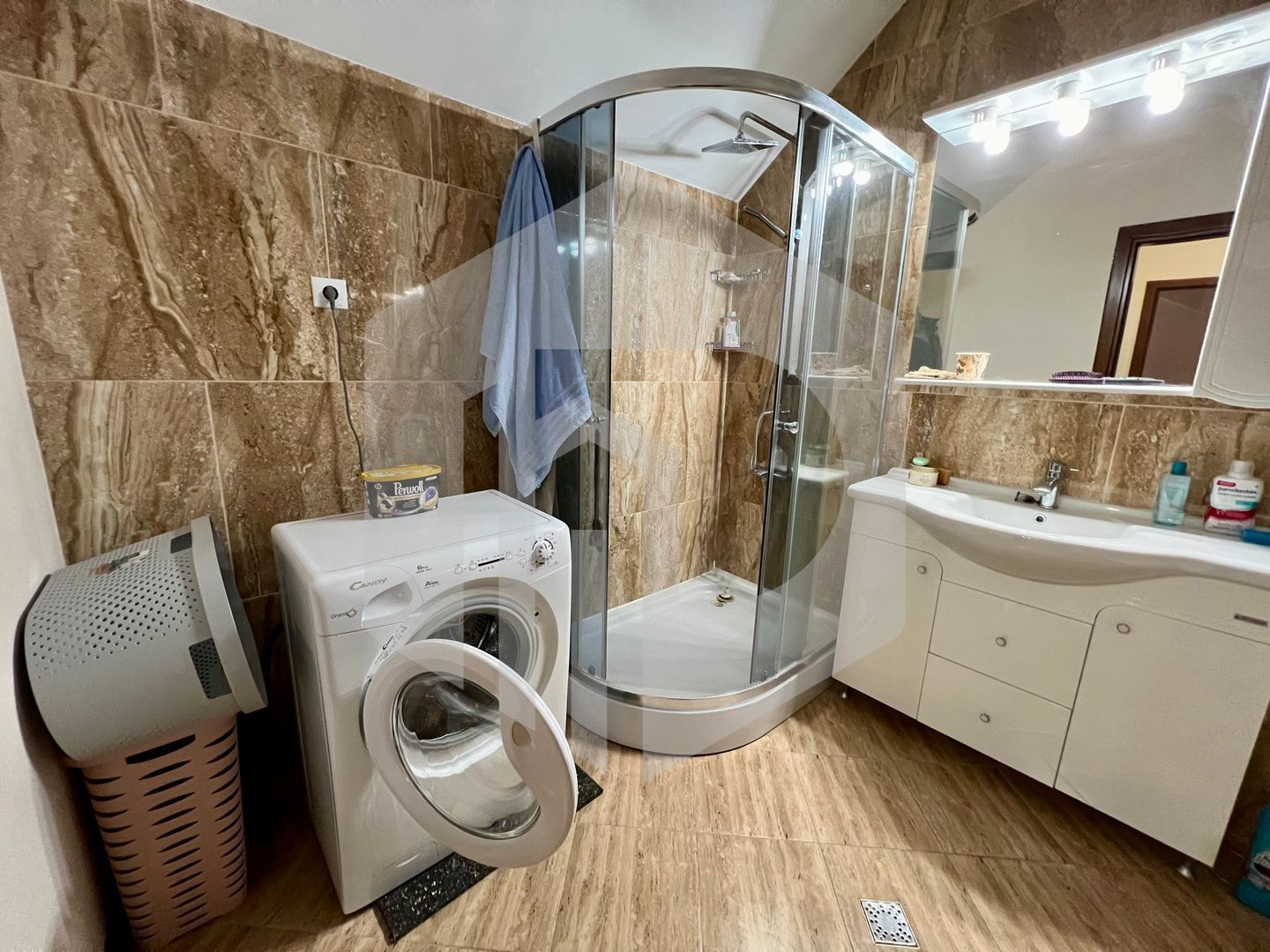 Apartament|4 camere | zona Calea Dumbravii | Lift | Parcare subterana - Poză 9