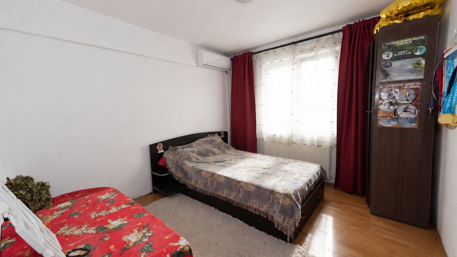 Apartament cu 3 camere de vanzare in zona Metrou Gorjului - Poză 8