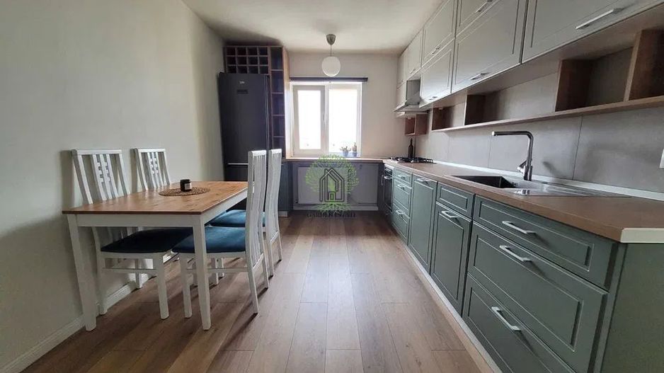 Apartament cu 3 camere decomandat, str. Tulcea Intre Lacuri - Poză 3
