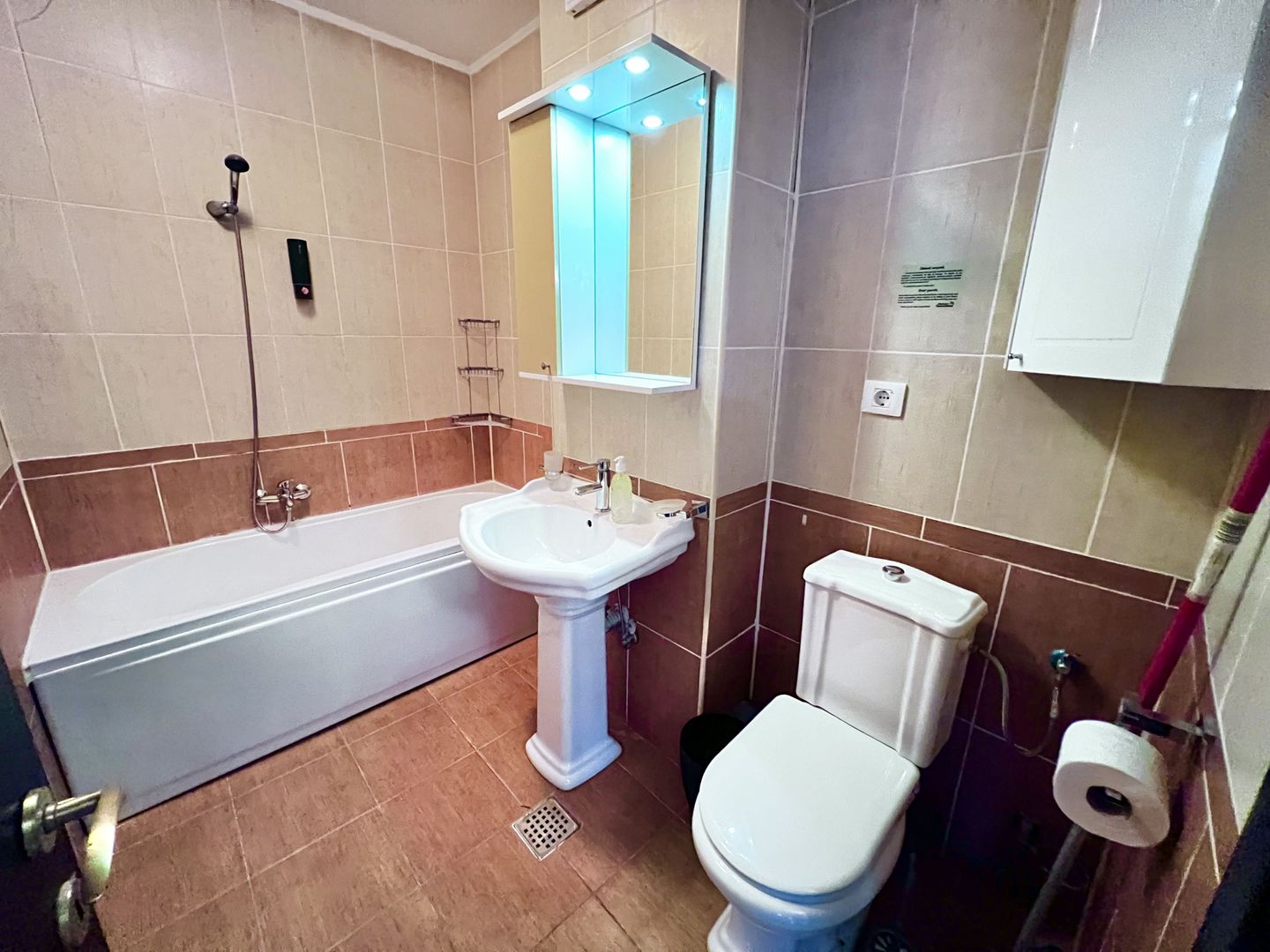 Apartament 2 camere SUMMERLAND - 2 Bai - Foarte Spatios - Poză 14