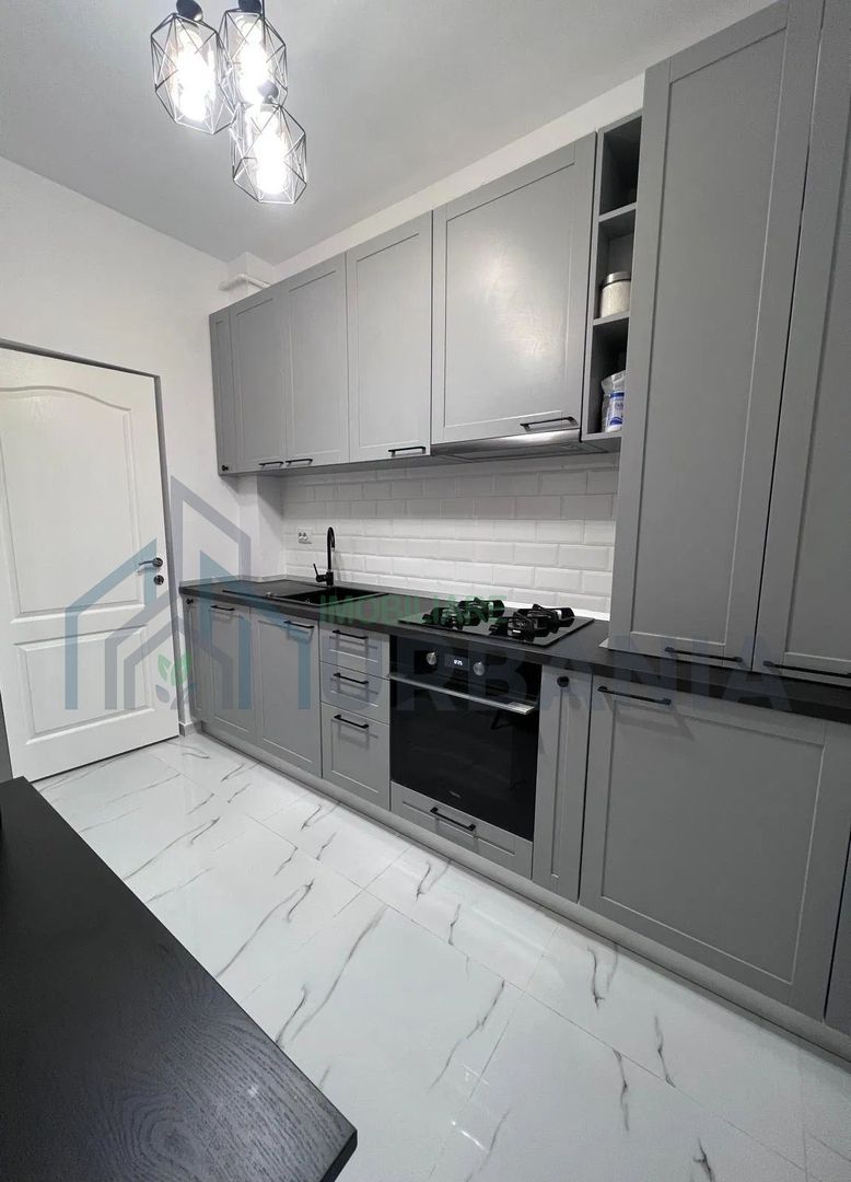 Apartament cu 3 camere (curte) MUTARE IMEDIATA - Poză 4