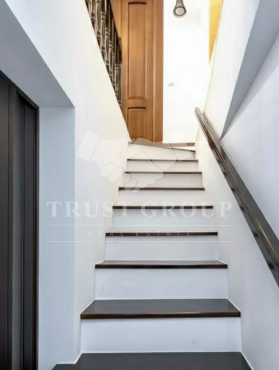 Apartament in vila- Unirii, str George Georgescu | Curte 70mp | Pivnita & Pod - Poză 6