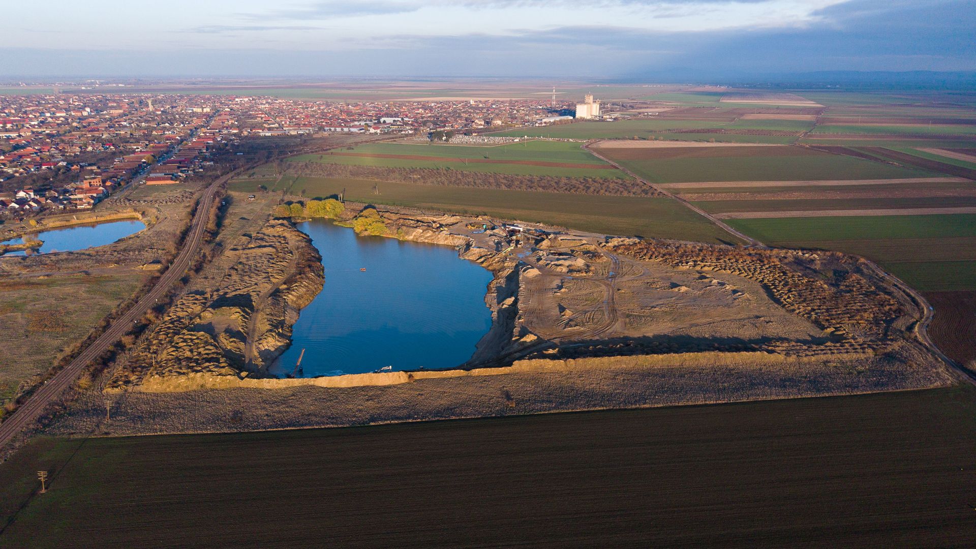 Balastieră în județul Arad cu teren de 12.5 ha - Poză 2