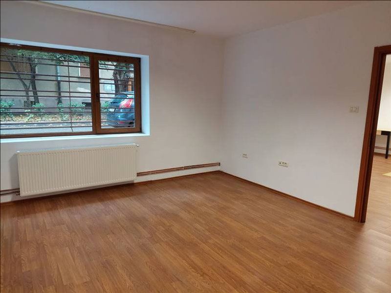 Spatiu  Comercial Zona Medicina - Poză 1