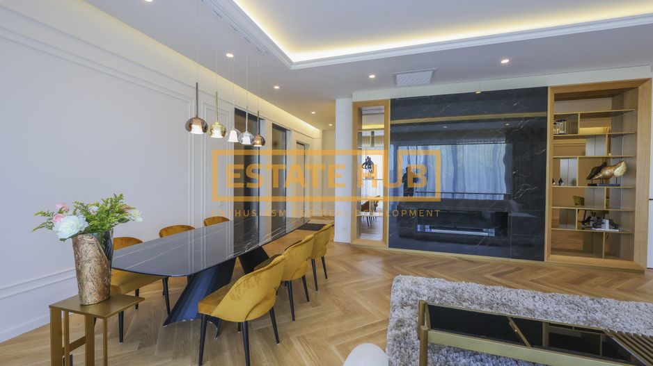 Vila in ansamblu exclusivist cu finisaje si dotări premium - Poză 4