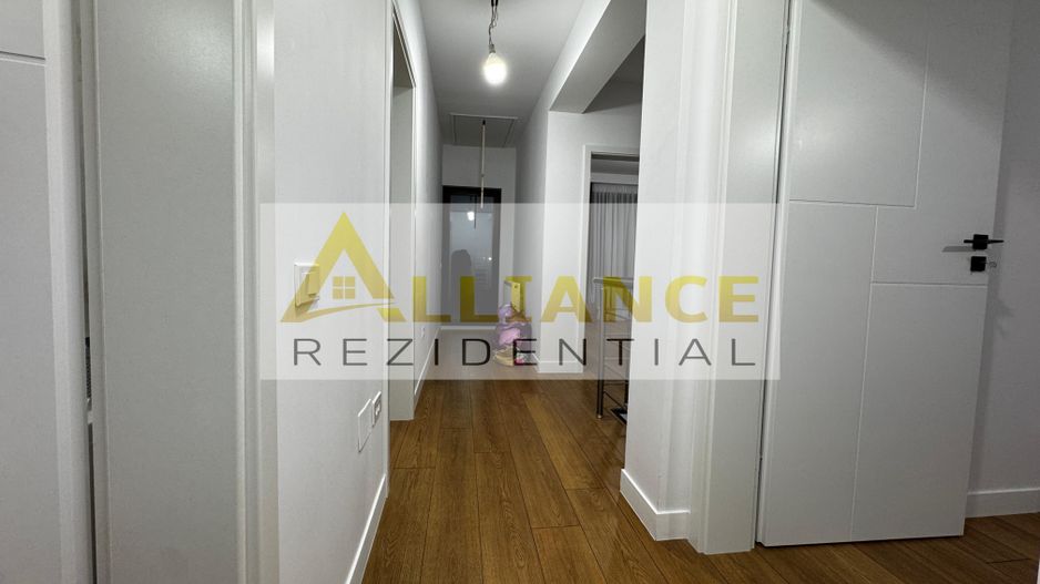 Vila de vanzare-5 camere-3 bai-500 M de STV - Poză 19