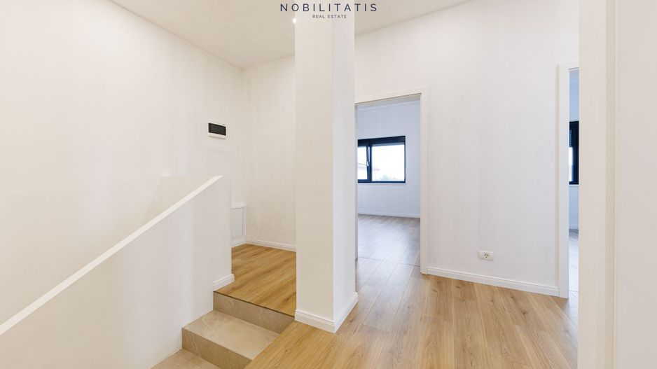 Duplex de vanzare la liziera padurii - 130 mp, 4 bai & 4 dormitoare - Poză 13